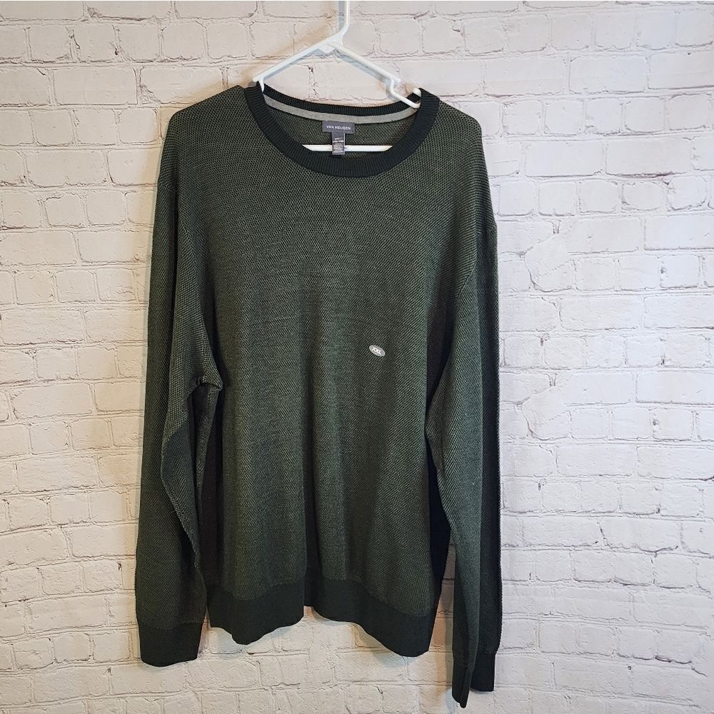 Men's Van Heusen sweater, size XXL